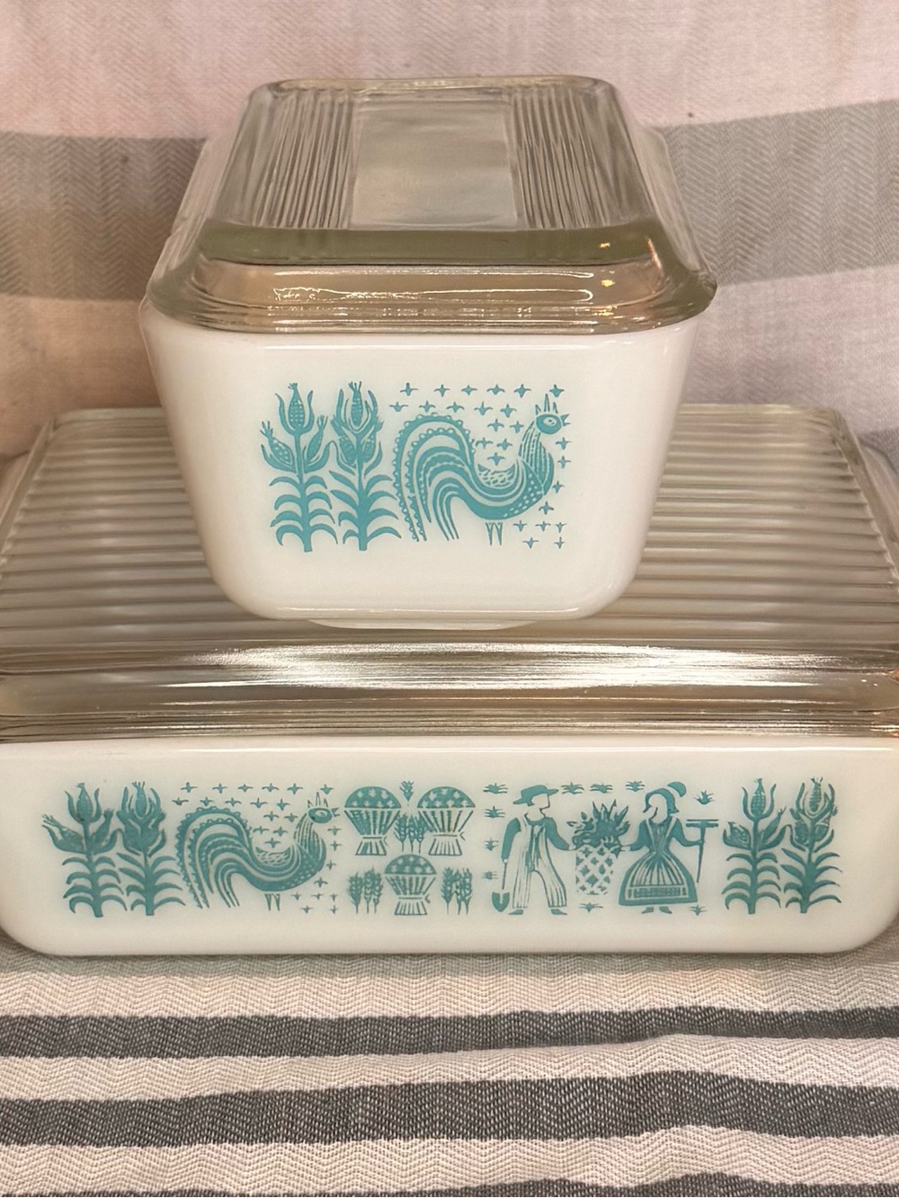 Vintage Pyrex Amish Butterprint Pattern - Set